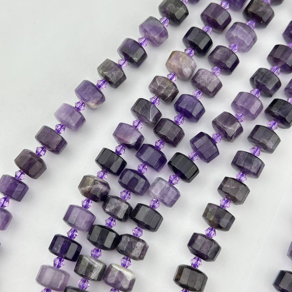 Аметист темный размер 12*8мм натуральный камень