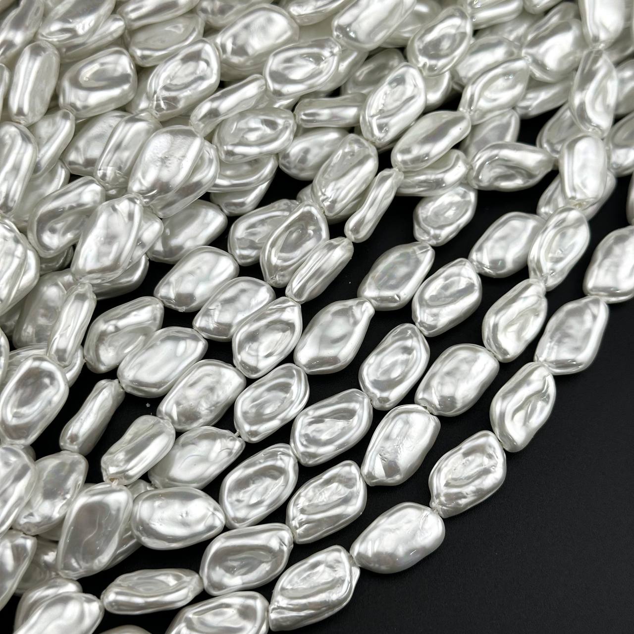 Майорка касуми цвет белый размер 10*17мм