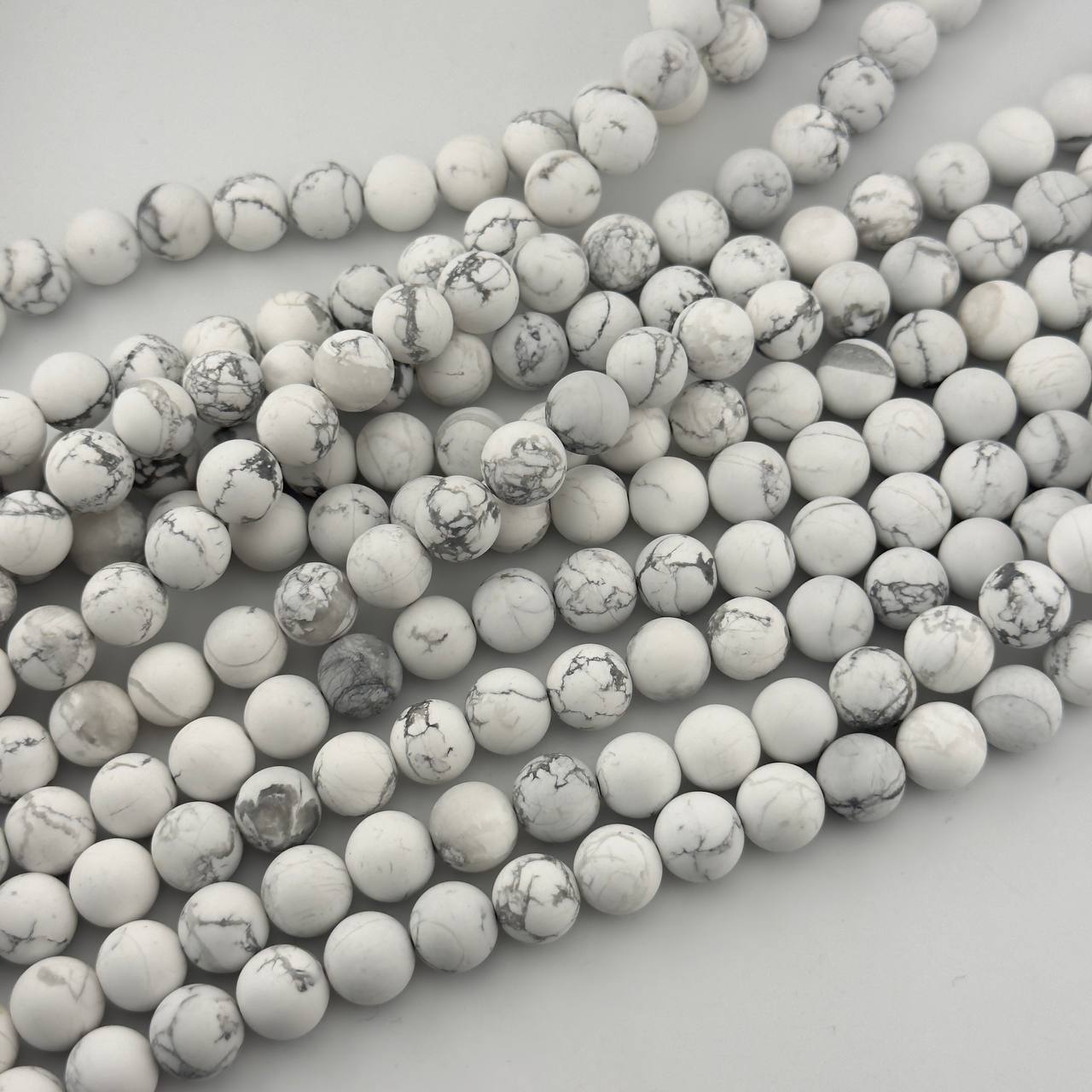 Бусины Говлит размер 6мм 8мм 10мм 12мм натуральный камень